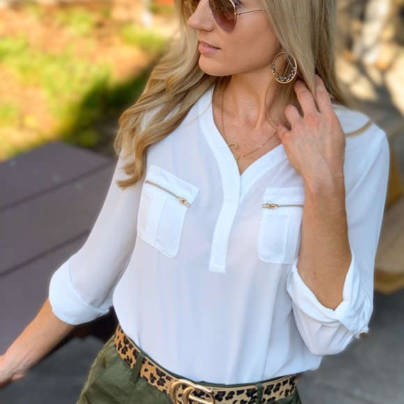 Keeping It Chic Top-White - Picture 3 of 8